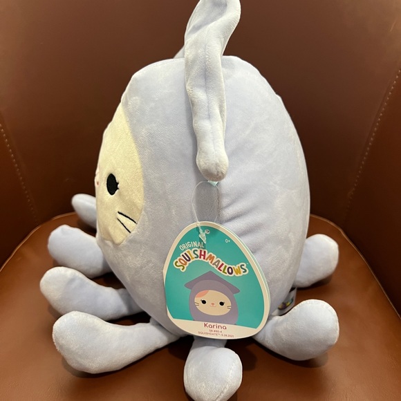 Karina the Light Blue Squid Cat 8” Squishmallow - Picture 4 of 7